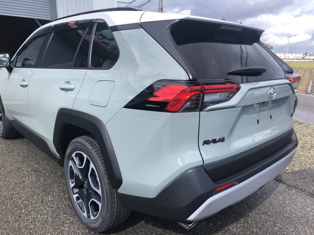 トヨタＲＡＶ４　ガラスコーティング/カーフィルム施工例