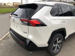 トヨタRAV４　カーフィルム施工事例