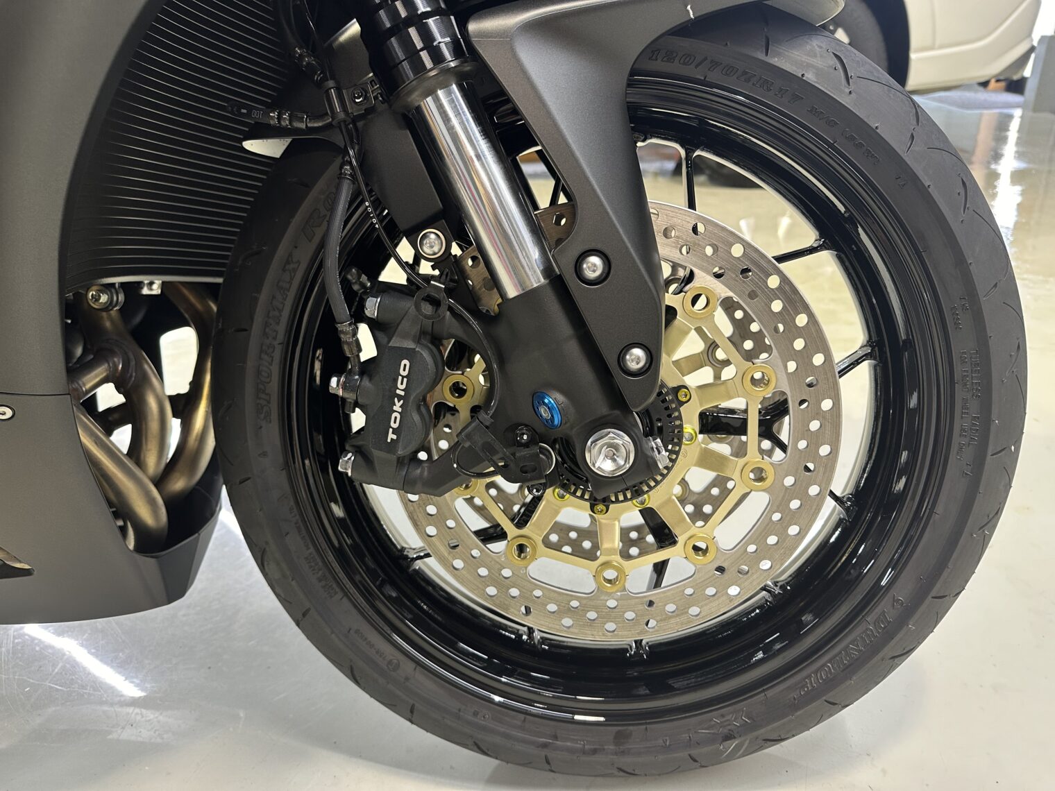 ホンダCBR600RR・ガラスコーティング施工事例