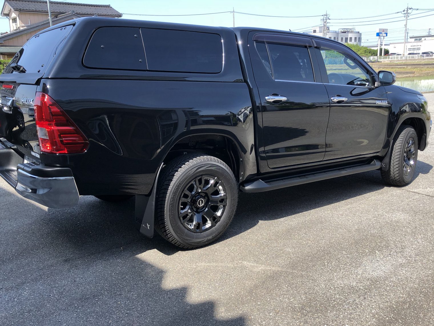 Hilux 富山市 高岡市 魚津市 射水市 滑川市カーコーティング カーフィルム専門店